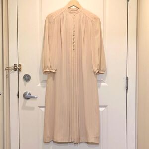 Late 70s Maak Modell 38 Button Front Kaftan with Pleated Details